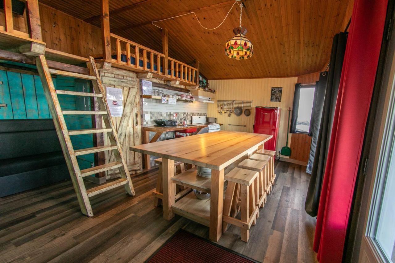 Auberge Festive Sea Shack Sainte Anne-des-Chênes Zewnętrze zdjęcie